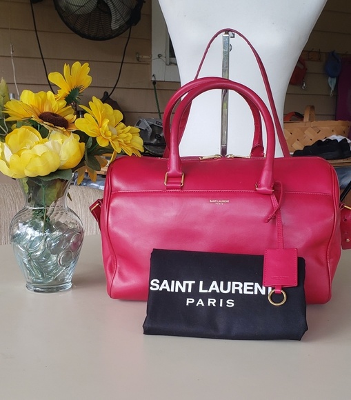 Yves Saint Laurent Handbags - YSL Saint Laurent Bag in Pink Fuchsia Leather